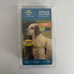 PetSafe Deluxe Easy Walk No-Pull Dog Harness - Medium Apple/Black. Open Box